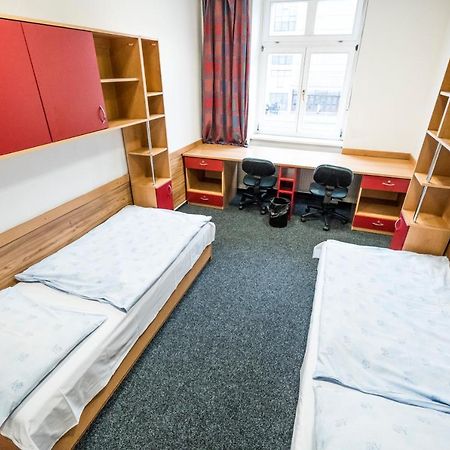 Hostel Masarykova Prague Ngoại thất bức ảnh